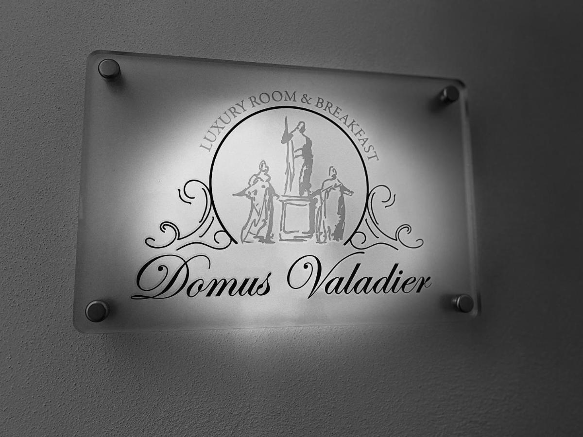 Domus Valadier B&B Guesthouse Fiumicino Eksteriør billede